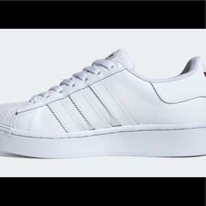 ALL WHITE adidas superstar